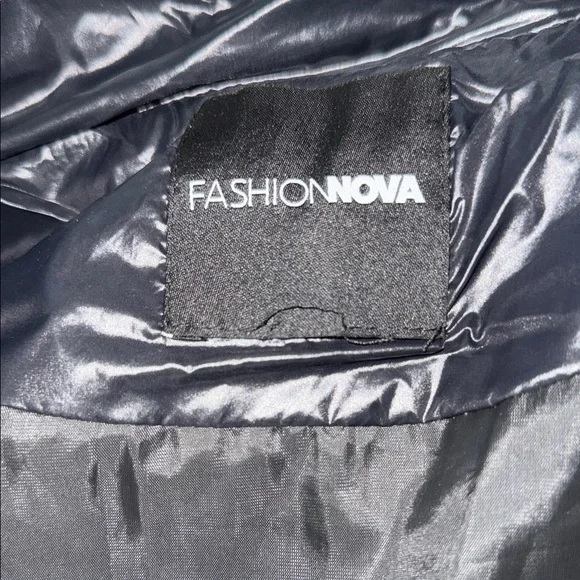 Fashion Nova Black Puffer Coat - Picture 2 of 7